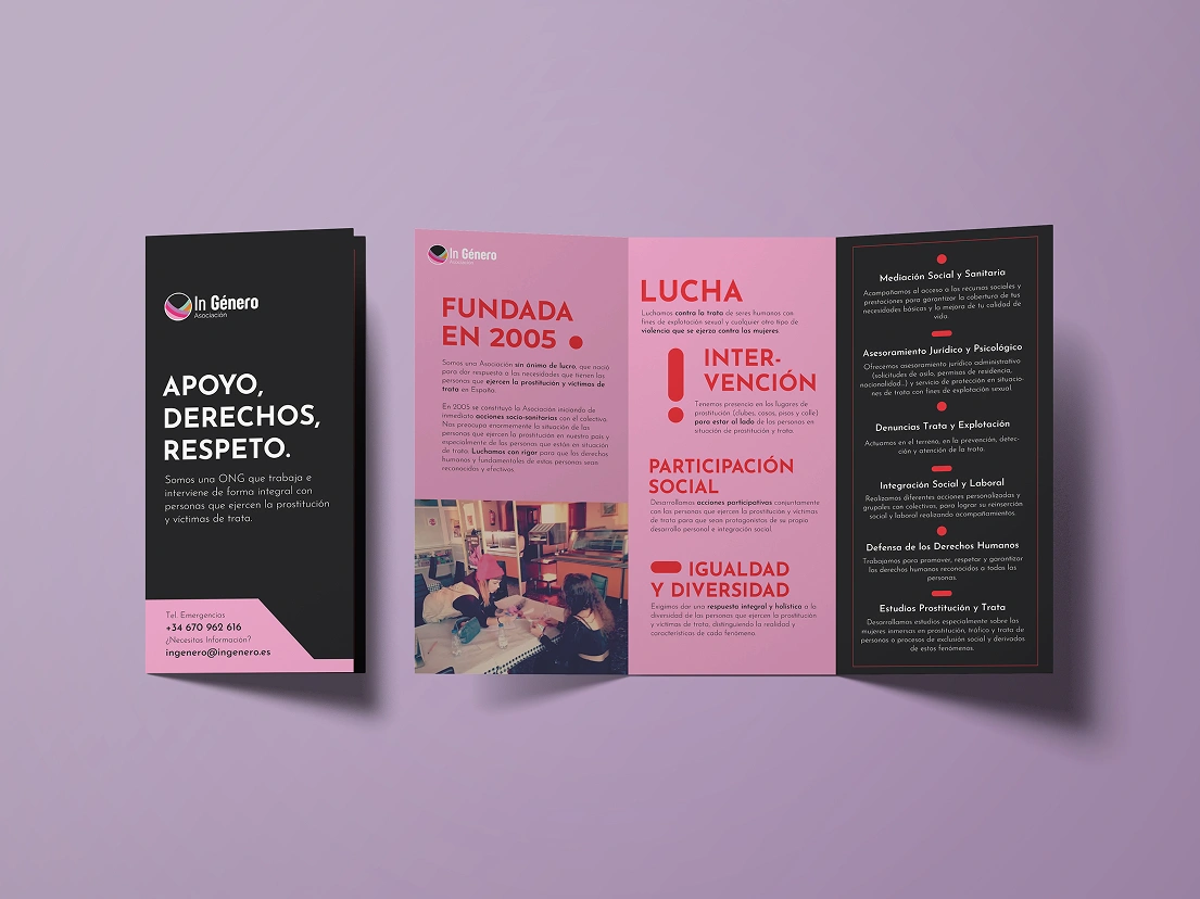 mockup triptico in genero 1
